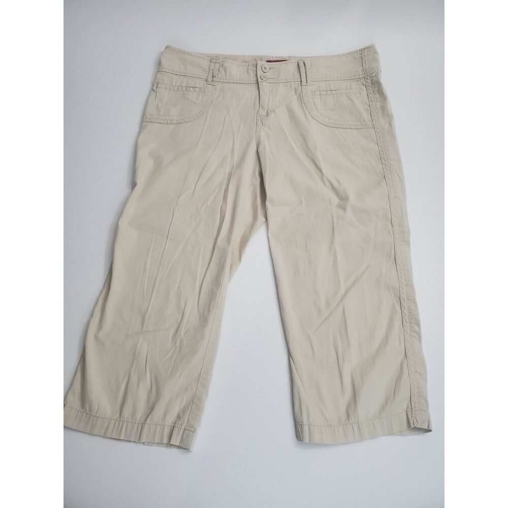 Guess‎ Women's Capri Pants, Beige, 31